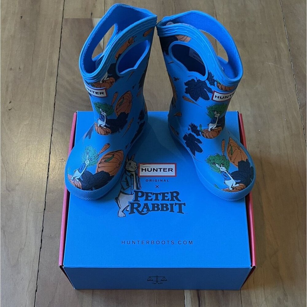 Hunter X Peter Rabbit Blue Rain Boots NIB Size 6US
